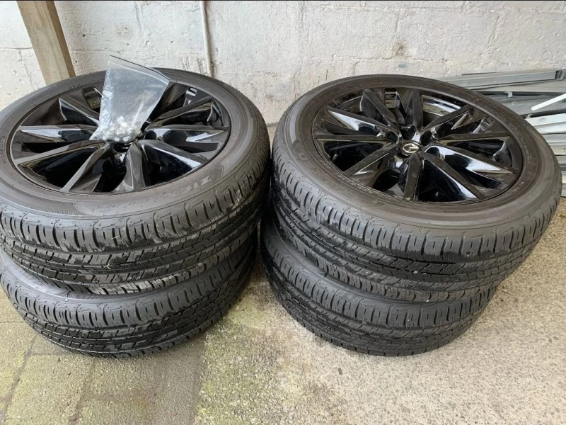 4 x 20inch rims and tyres