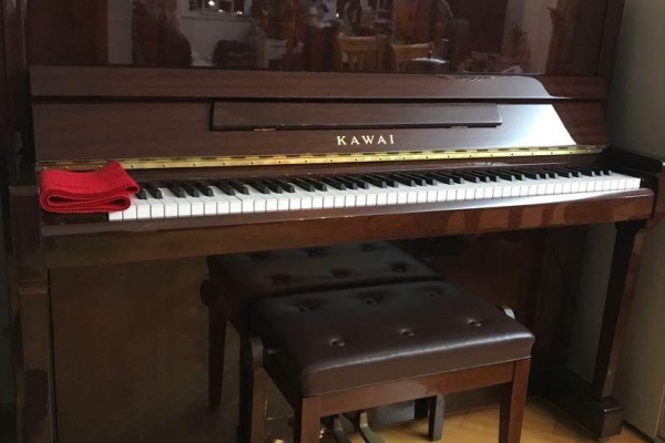 Kawaii Uplight Piano