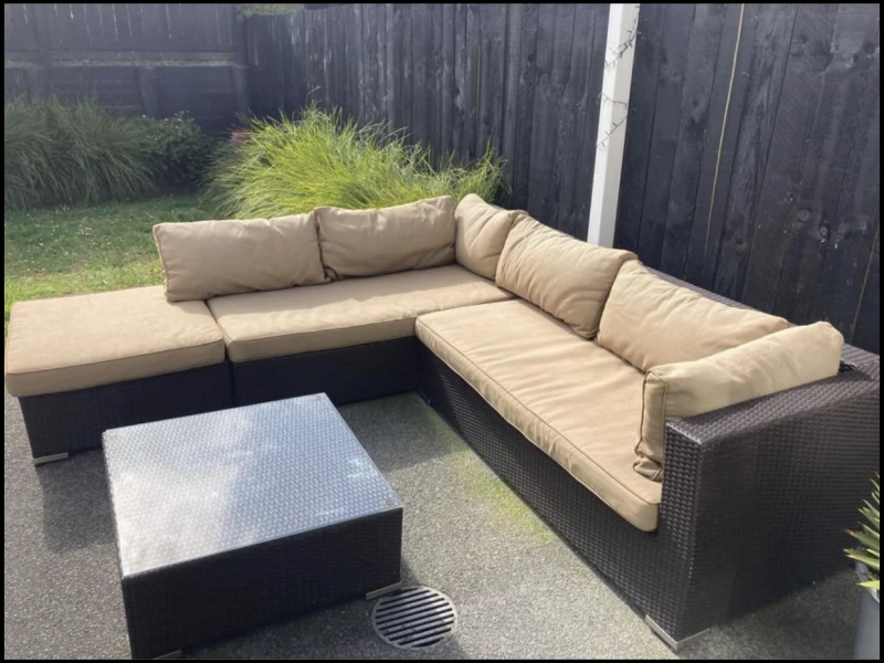 Harvey norman outdoor corner sofa with coffee table