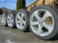 4 x 17 inch Alloy wheels with tyres