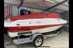 Motor boat Four wins horizon 180 - trailered