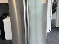 Double door side by side fridge/freezer