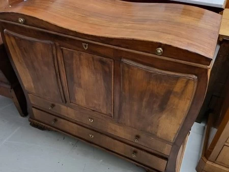 French Art Deco Curved Chest of Drawers