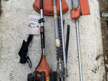 Garden Multi-tool Whipper Snipper, Pole saw, Hedge trimmer needs work