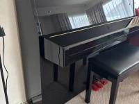 Yamaha piano