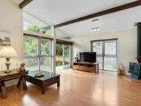 Display unit, side unit, entertainment unit