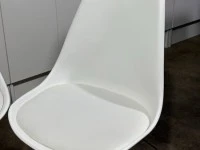 Tulip Chairs Swivel x5