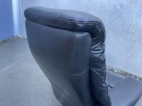 LA-Z-BOY Full Leather Recliner And Footstool
