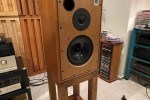 Harbeth monitor 30 hi-fi speaker