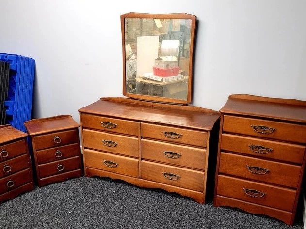 Solid Wood, Bedroom Set, Dresser, Side table