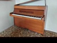 Yamaha upright piano