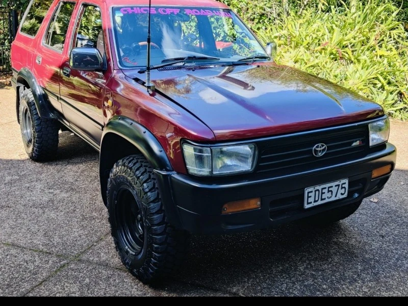 Toyota Hilux surf