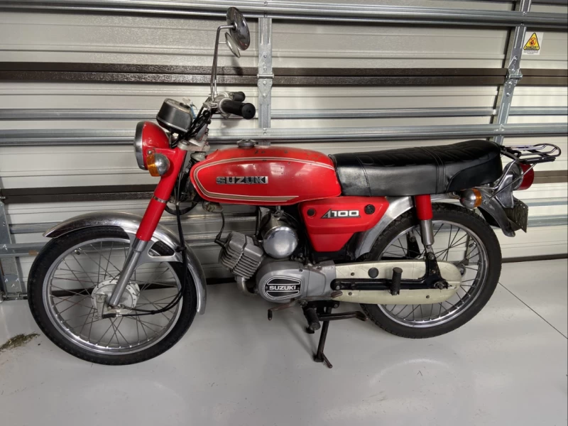 Motorcycle Suzuki A100 1983