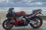 Motorcycle Honda Cbr250rr MC22