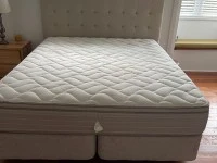 King size bed