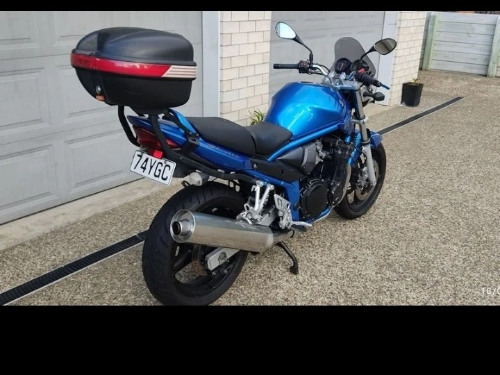 Motorcycle Suzuki Bandit 650