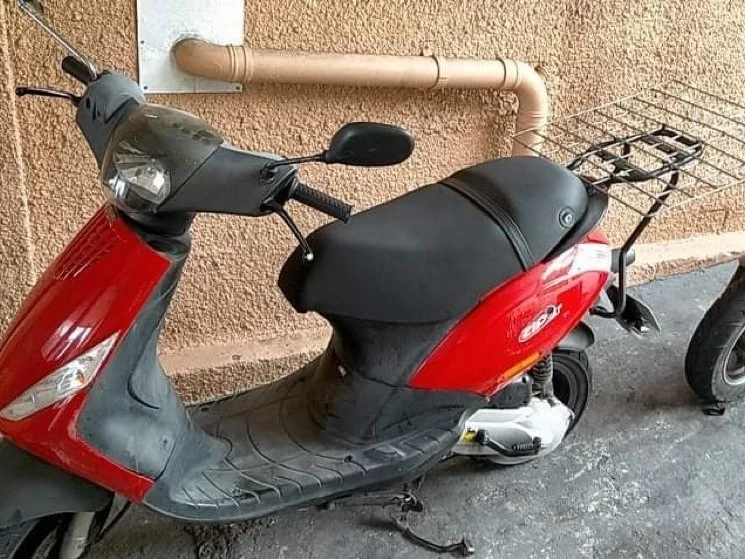 Motorcycle Piaggio Zip 50t
