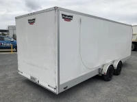 Enclosed trailer