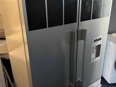 Fisher & Paykel 614L French Door 3 Door Fridge Freezer RF610