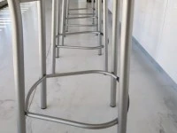 4 X ELEGANT & EXCELLENT quality bar stools