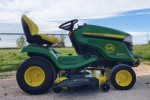 John Deere X380 Ride On Mower