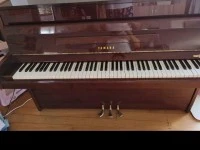Yamaha upright piano