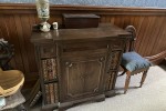 Upright Gramophone, Upright Gramophone