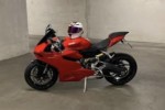 Motorcycle Ducati Panigale V2