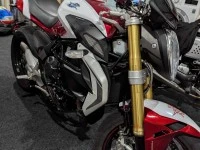Motorcycle MV Augusta Brutale 800