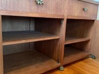 Kitchen island - Chest cabinet