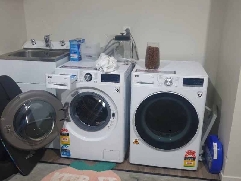 Washing machine, Dryer, Fridge/freezer, 65 inch TV