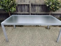 Outdoor table and 6 chairs