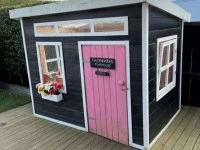 Children's playhouse