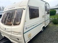 2 berth caravan max 890kg legal and towable