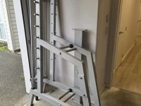 Smith machine/leg squat