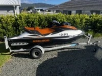 Other boat Jetski on trailer