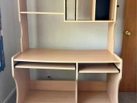 Wall desk