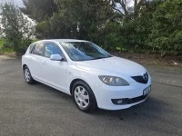 Mazda axela 1.5P hatch Mazda Axela