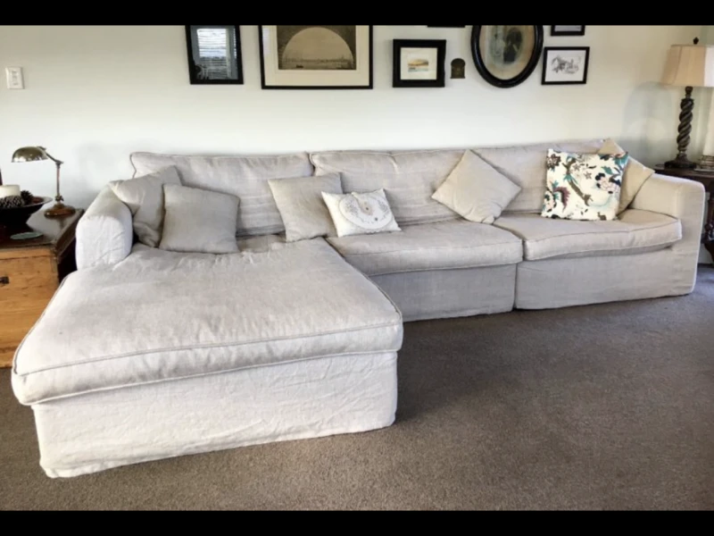Sectional sofa three pieces