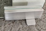 Pair of frameless glass interior doors on pivots (2)