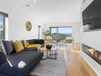 Niko Chaise Lounge Suite