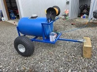 Little trailer for a quad weed sprayer