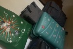 40inch tv, 10 boxes with househould and kitchen items, Light Bean bag,...
