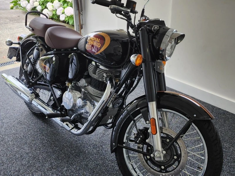 Motorcycle royal enfield classic