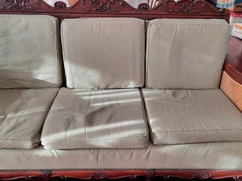 3 seater sofa, Armchairs x2, Coffee Table