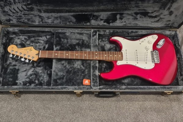 Red Mexican Fender Stratocaster