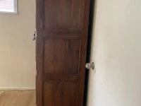 Free-standing wardrobe/shelves