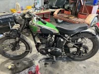 Motorcycle BSA B33