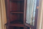 Corner cabinet
