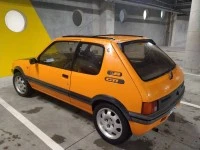 Peugeot 205